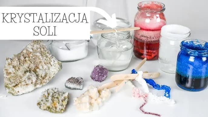 Jak wyhodować kryształy soli na sznurku? Prosty domowy eksperyment